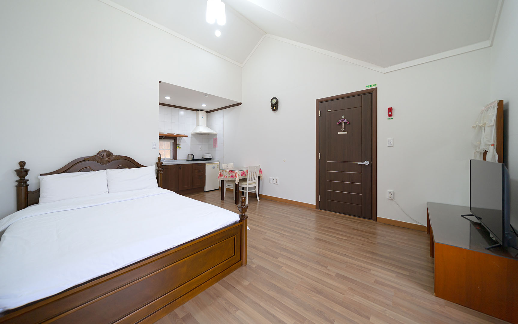 슬라이드 이미지3