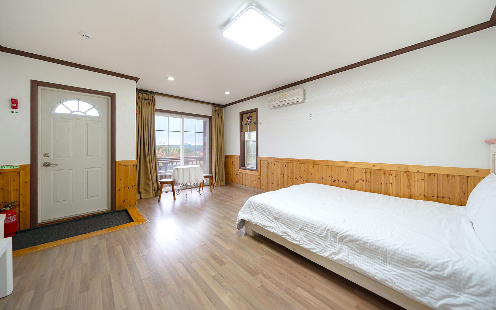 슬라이드 이미지3